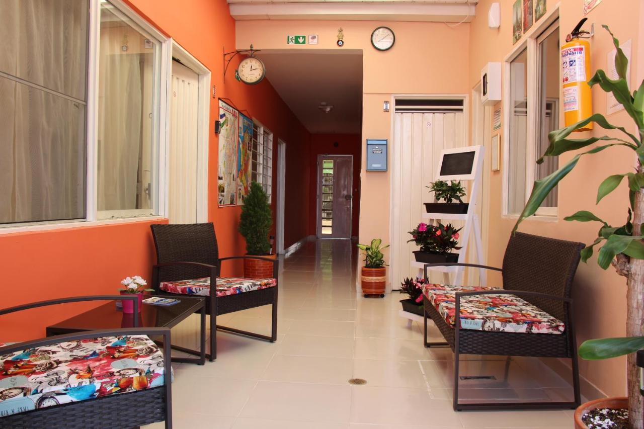 לינה וארוחת בוקר קאלי Casa Colon מראה חיצוני תמונה